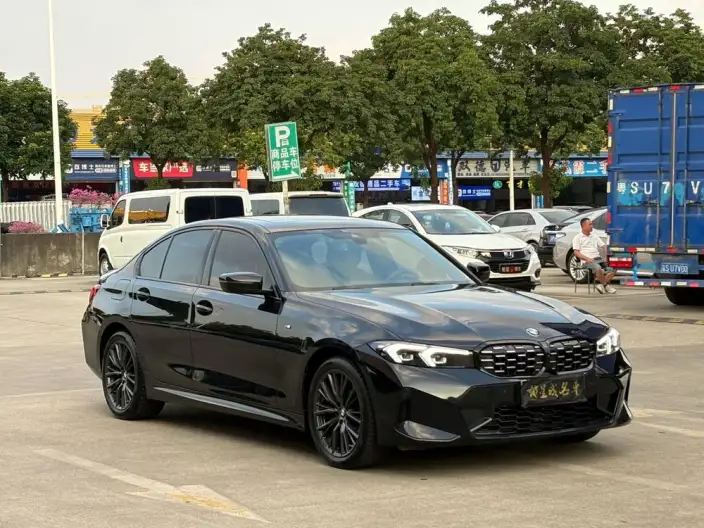 BMW 3 Series 2023 Model 325i M Sports Night Set – фото 3