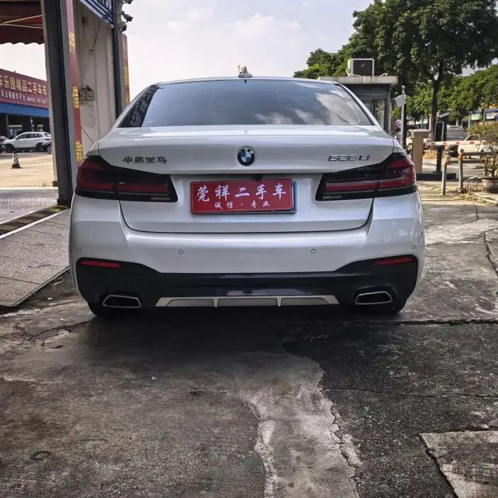 BMW 5 Series 2022 Model Facelift II 525Li M Sports Set – фото 5