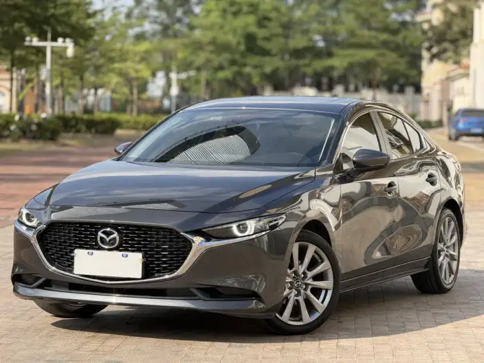 Mazda3 Axela 2022 Model 2.0L Automatic Zhi Ya Edition – фото 1