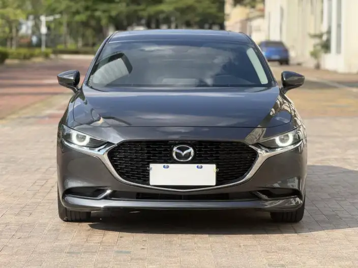 Mazda3 Axela 2022 Model 2.0L Automatic Zhi Ya Edition – фото 2