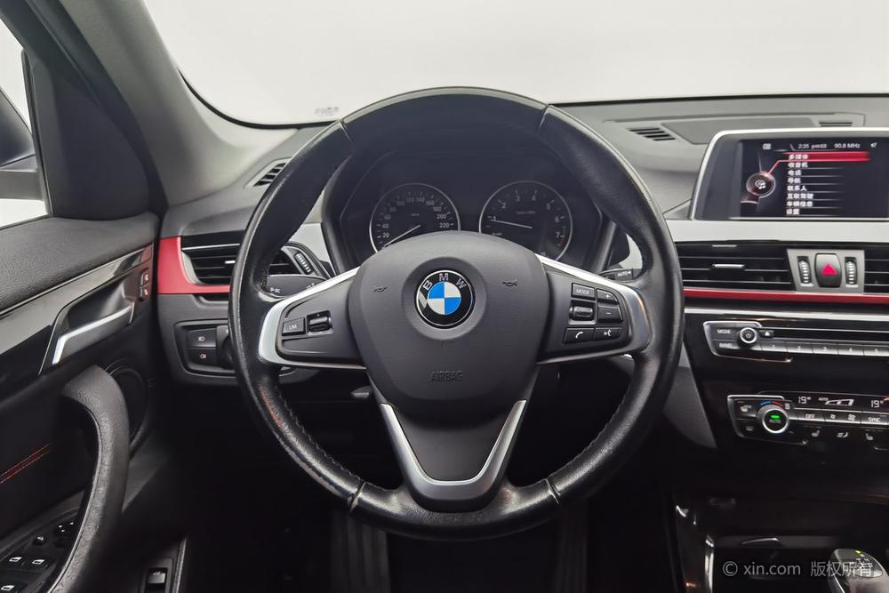 BMW X1 2016 sDrive20Li Luxury – фото 14
