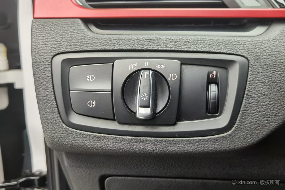 BMW X1 2016 sDrive20Li Luxury – фото 16