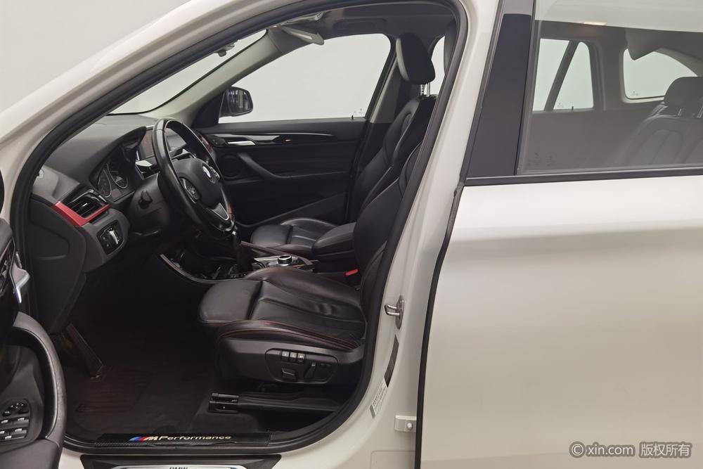 BMW X1 2016 sDrive20Li Luxury – фото 17