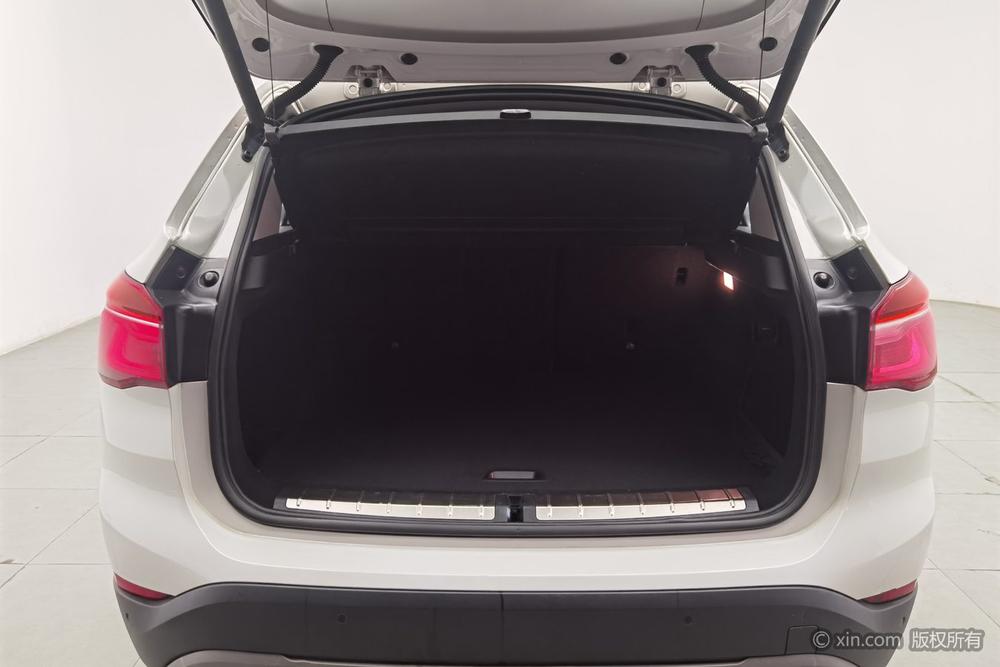 BMW X1 2016 sDrive20Li Luxury – фото 23