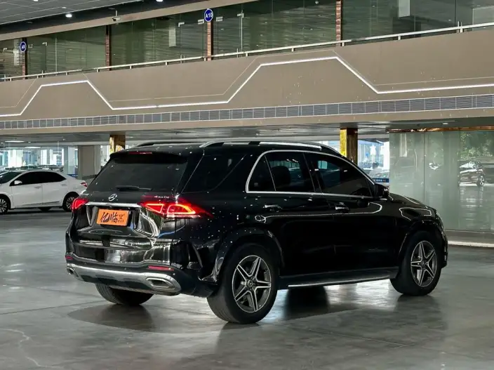 Mercedes-Benz GLE Imported 2023 Model GLE 450 4MATIC Fashion Model – фото 6