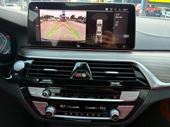 BMW 5 Series 2022 Model 530Li xDrive M Sports Set – фото 8