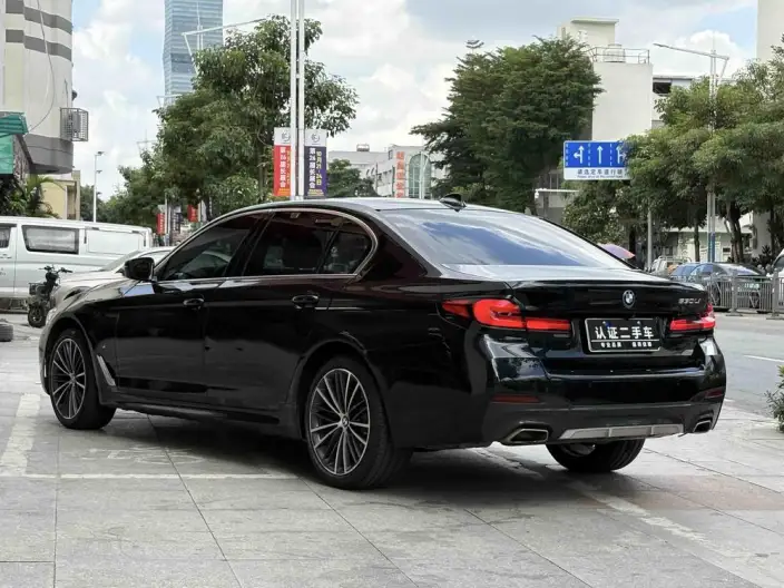 BMW 5 Series 2022 Model Facelift II 530Li Leading Model M Sports Set – фото 4