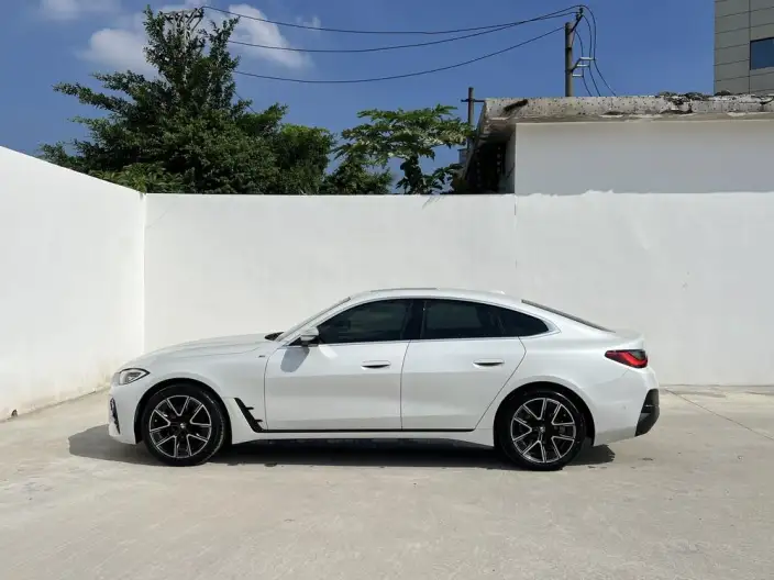 BMW 4 Series 2022 Model 425i Gran Coupe M Sports Set – фото 3