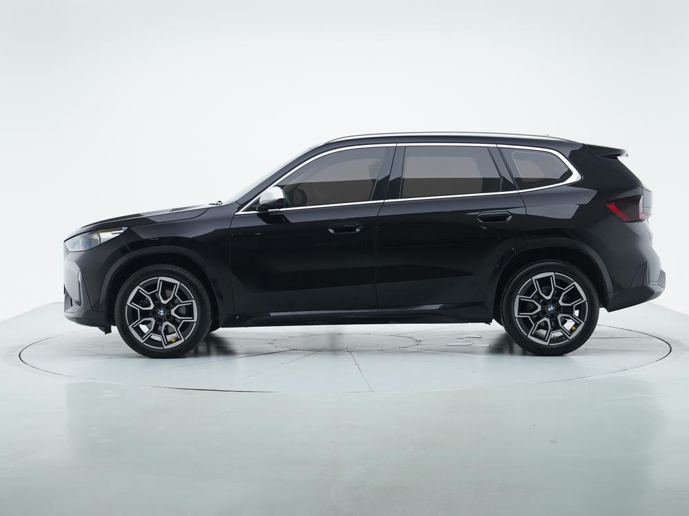 BMW X1 2023 sDrive25Li X Design Package – фото 4