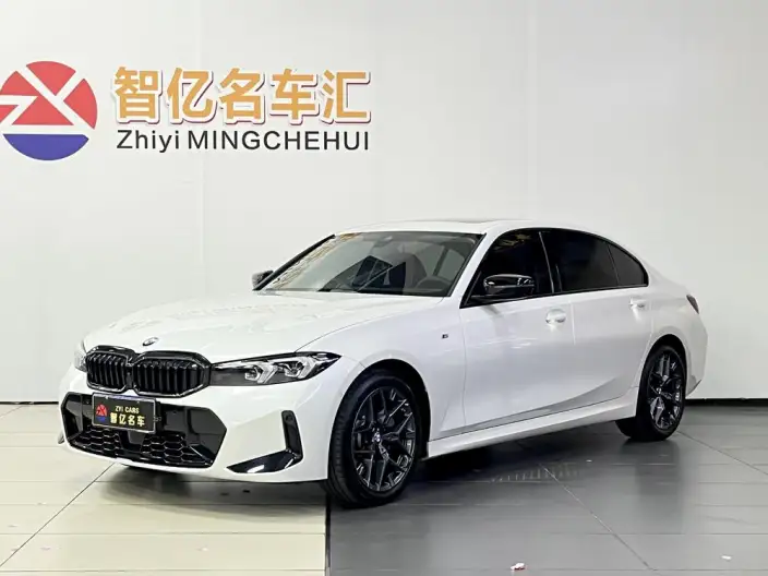 BMW 3 Series 2025 Model 330Li M Sports Night Set – фото 1