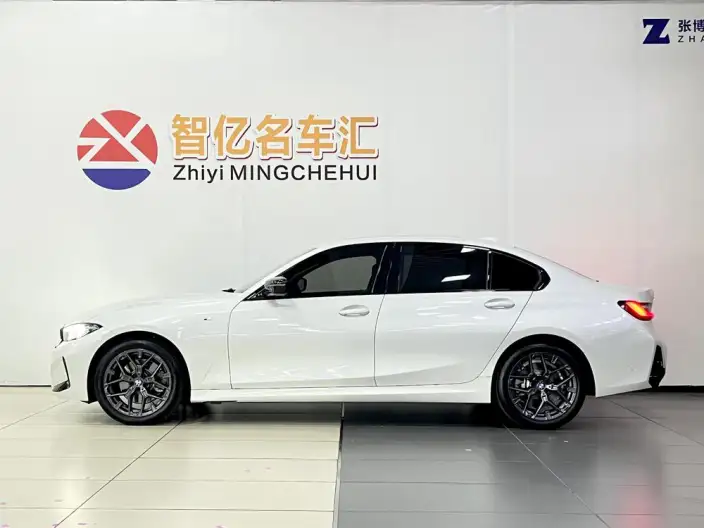 BMW 3 Series 2025 Model 330Li M Sports Night Set – фото 4