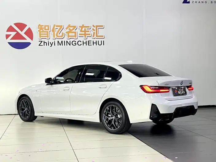 BMW 3 Series 2025 Model 330Li M Sports Night Set – фото 5