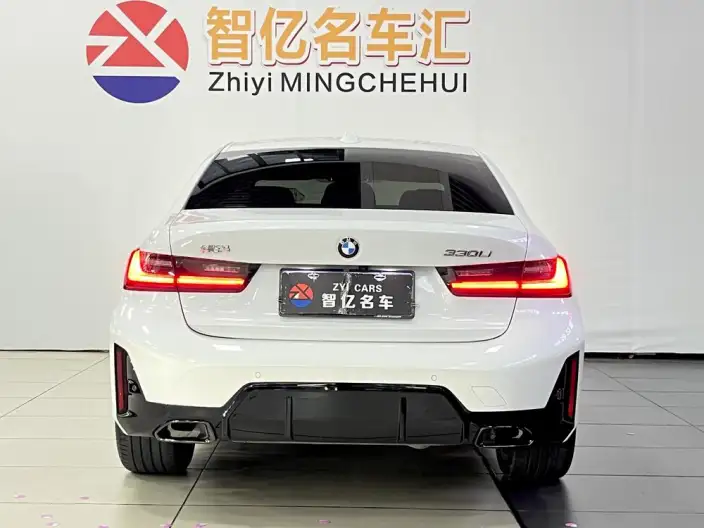 BMW 3 Series 2025 Model 330Li M Sports Night Set – фото 6