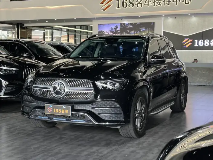 Mercedes-Benz GLE Imported 2023 Model GLE 450 4MATIC Fashion Model – фото 1