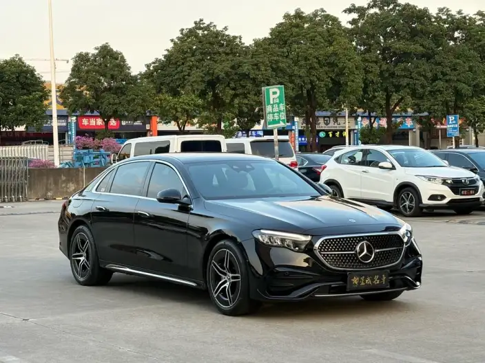 Mercedes-Benz E-Class 2024 Model E 300 L Luxury Model Sports sedan – фото 3