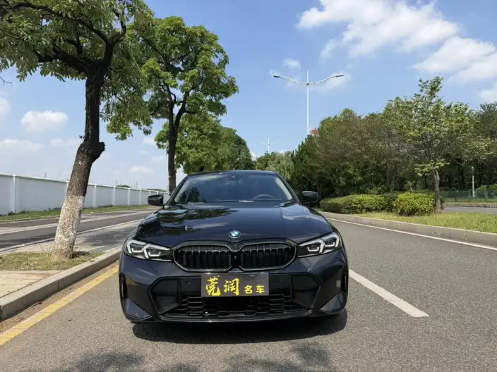 BMW 3 Series 2025 Model 330Li M Sports Night Set – фото 2