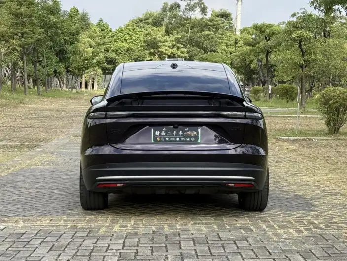 NIO EC6 2024 Model 75kWh – фото 6