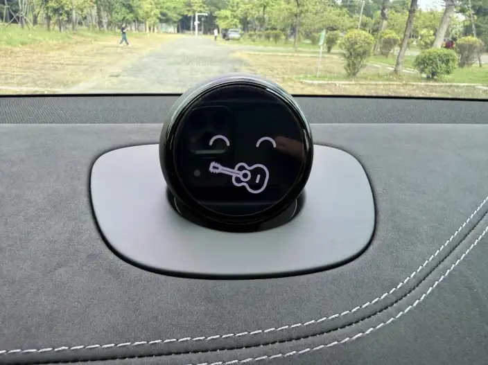 NIO EC6 2024 Model 75kWh – фото 8
