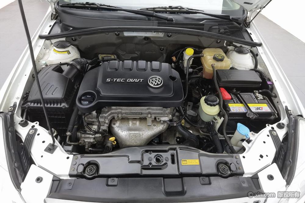 Buick Excelle HRV 2015 1.5L Automatic Classic – фото 5