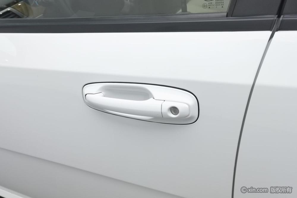 Buick Excelle HRV 2015 1.5L Automatic Classic – фото 9