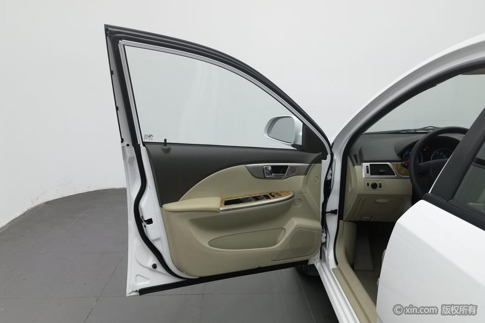 Buick Excelle HRV 2015 1.5L Automatic Classic – фото 22