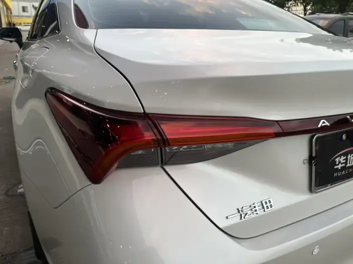 Toyota Avalon 2022 Model 2.0L Deluxe Edition – фото 8