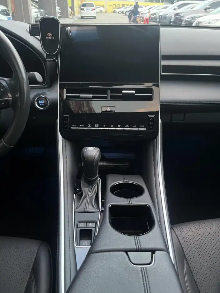 Toyota Avalon 2022 Model 2.0L Deluxe Edition – фото 10