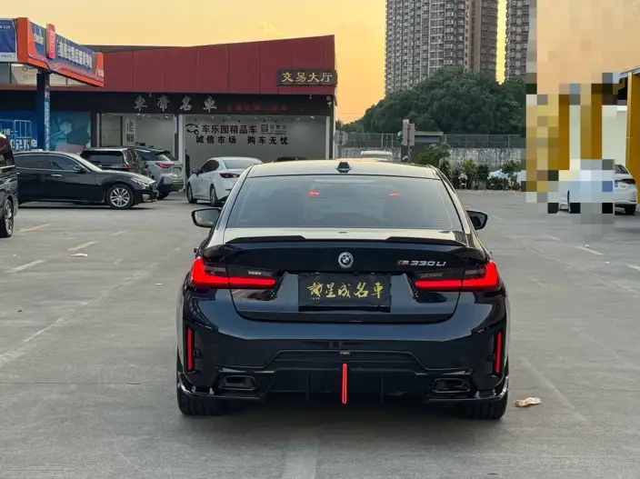 BMW 3 Series 2025 Model 330Li M Sports Night Set – фото 5