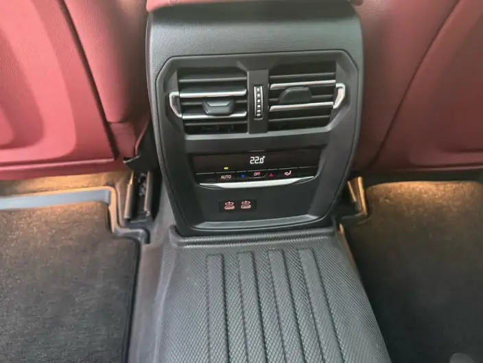 BMW 3 Series 2025 Model 330Li M Sports Night Set – фото 8