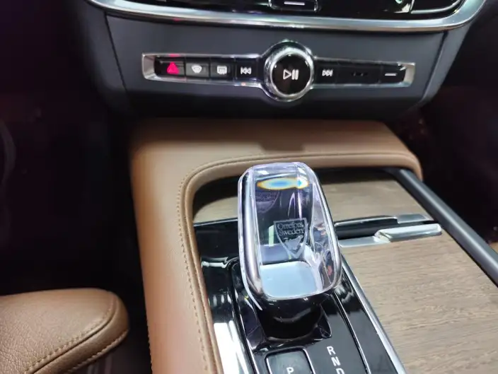 Volvo S90 2025 Model B5 Smart Range Deluxe Edition – фото 6