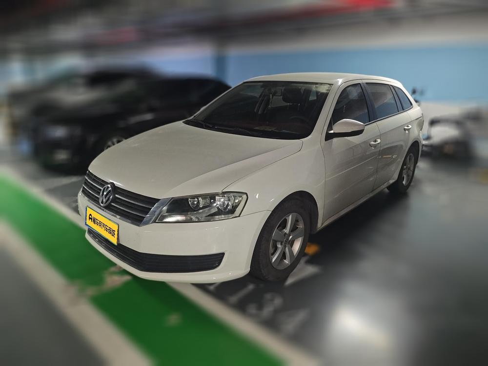 Volkswagen Lavida Plus 2013 модификация 1.6L автоматическое Fashion тип – фото 1