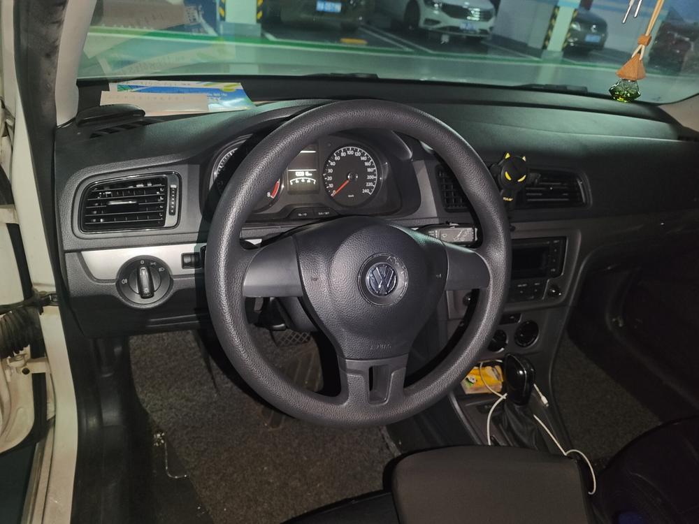 Volkswagen Lavida Plus 2013 модификация 1.6L автоматическое Fashion тип – фото 7