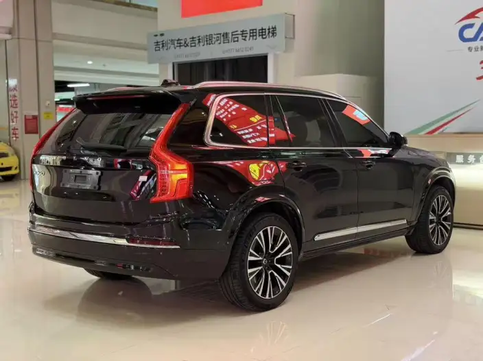 Volvo XC90 PHEV 2024 Model E Drive Hybrid T8 Long Battery Life Pro Smart Prestige Deluxe Edition 7 seat – фото 5