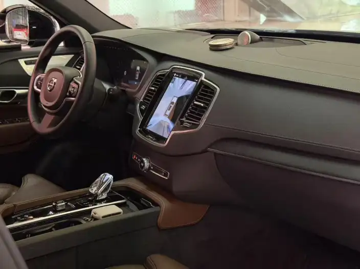 Volvo XC90 PHEV 2024 Model E Drive Hybrid T8 Long Battery Life Pro Smart Prestige Deluxe Edition 7 seat – фото 6