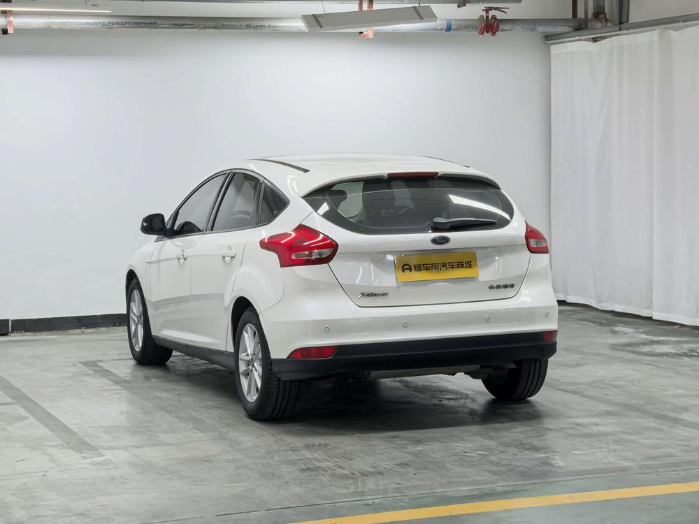 Ford Focus 2015 модификация лян кузов 1.6L автоматическое Fashion тип – фото 5