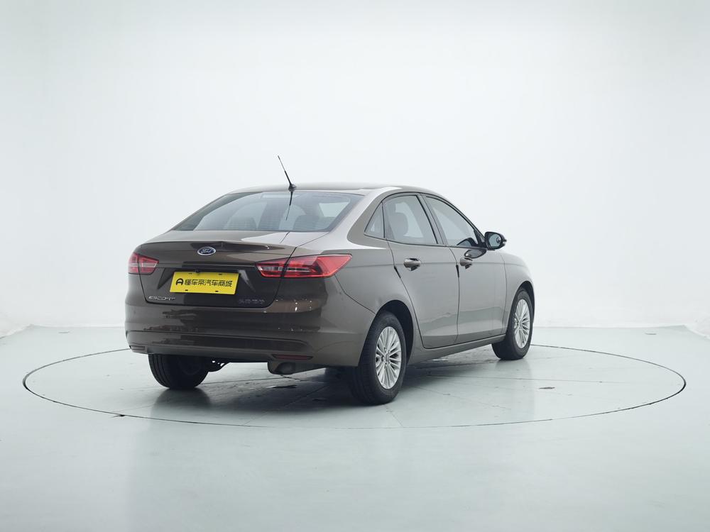 Ford Escort 2015 модификация 1.5L автоматическое Com f ort – фото 7