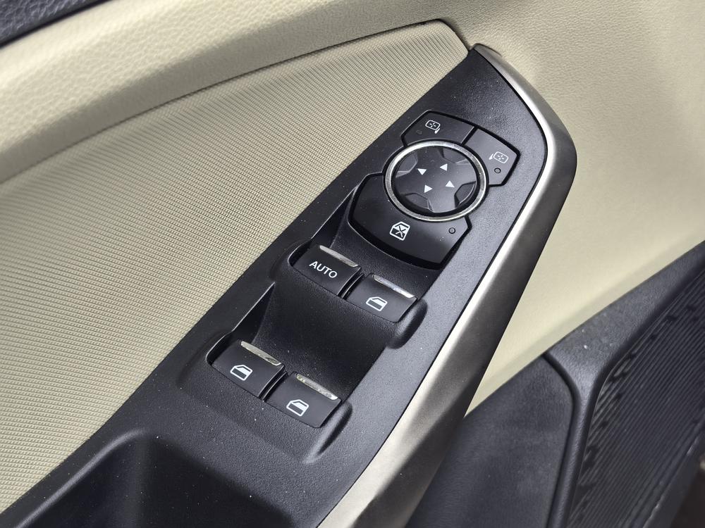 Ford Escort 2015 модификация 1.5L автоматическое Com f ort – фото 27