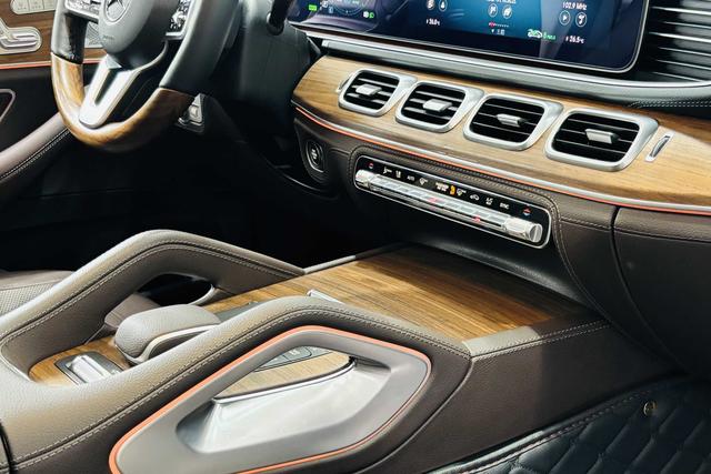 Mercedes-Benz GLS 2023 GLS 450 4MATIC Luxury – фото 14
