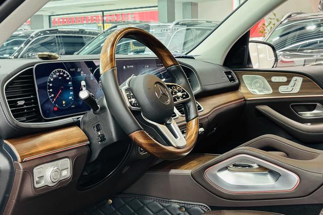 Mercedes-Benz GLS 2023 GLS 450 4MATIC Luxury – фото 34