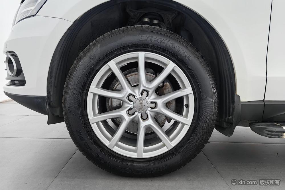 Audi Q5 2013 40 TFSI Technology – фото 8