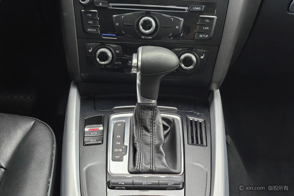 Audi Q5 2013 40 TFSI Technology – фото 16