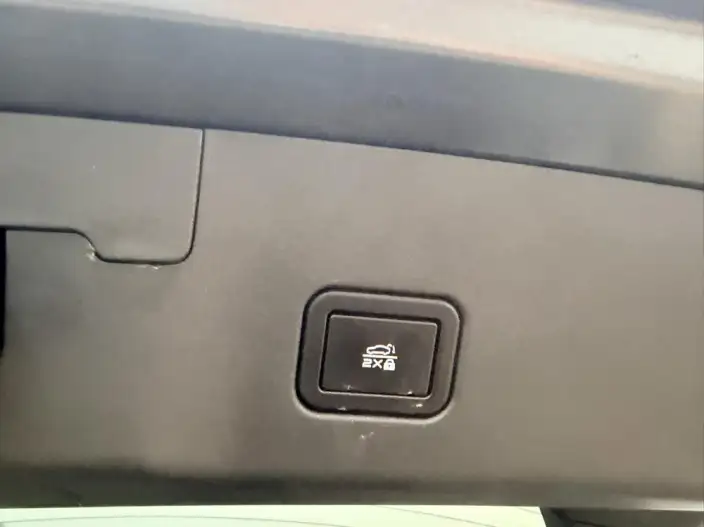Changan UNI-V 2022 Model 1.5T Sports Edition – фото 9