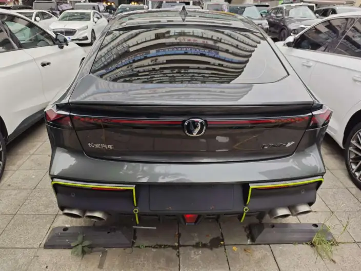 Changan UNI-V 2022 Model 1.5T Sports Edition – фото 5