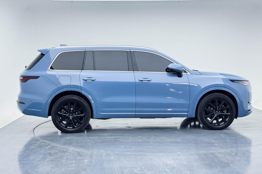 Li Auto ONE 2021 Range Extender 6-Seat – фото 8