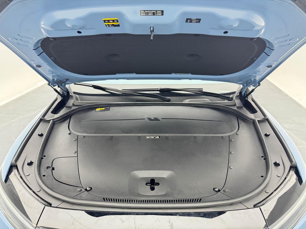 Li Auto ONE 2021 Range Extender 6-Seat – фото 10