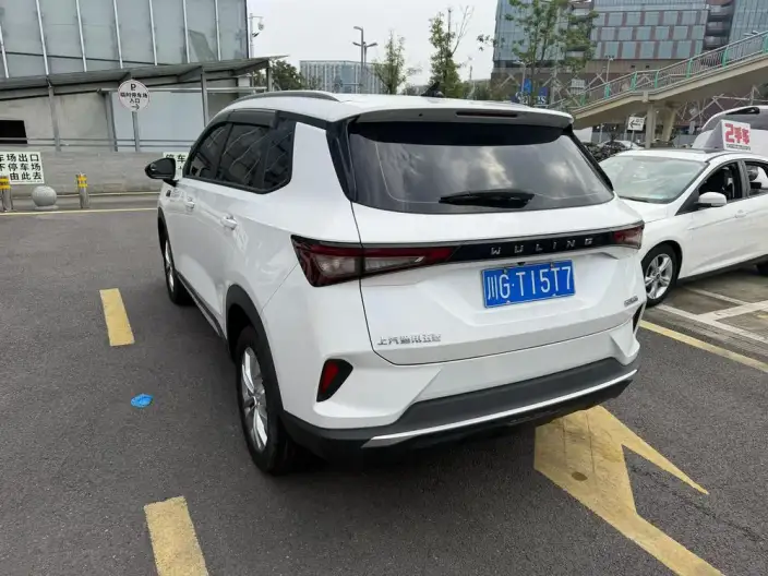 WULING Asta 2021 Model 1.5T Manual Starlight Edition