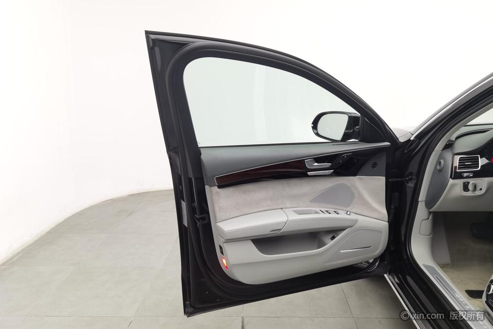 Audi A8 2013 модификация A8L 45 TFSI quattro Luxury – фото 21