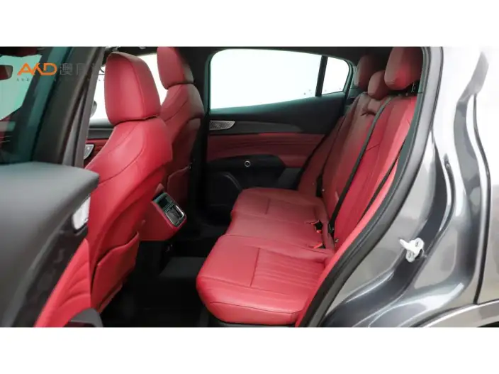 Grecale 2023 Model 2.0T GT – фото 8