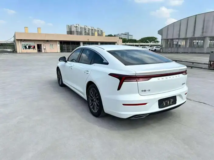 BESTUNE B70 2022 Model Third generation 1.5T Automatic Enjoy Edition Model – фото 4