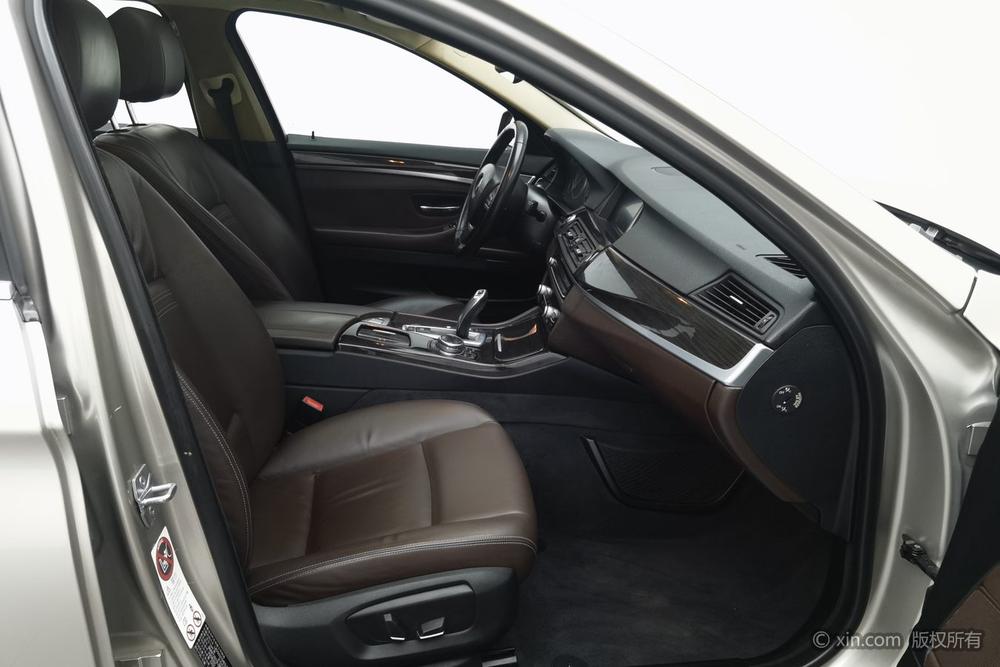 BMW 5 Series 2014 525Li Luxury Design Package – фото 9